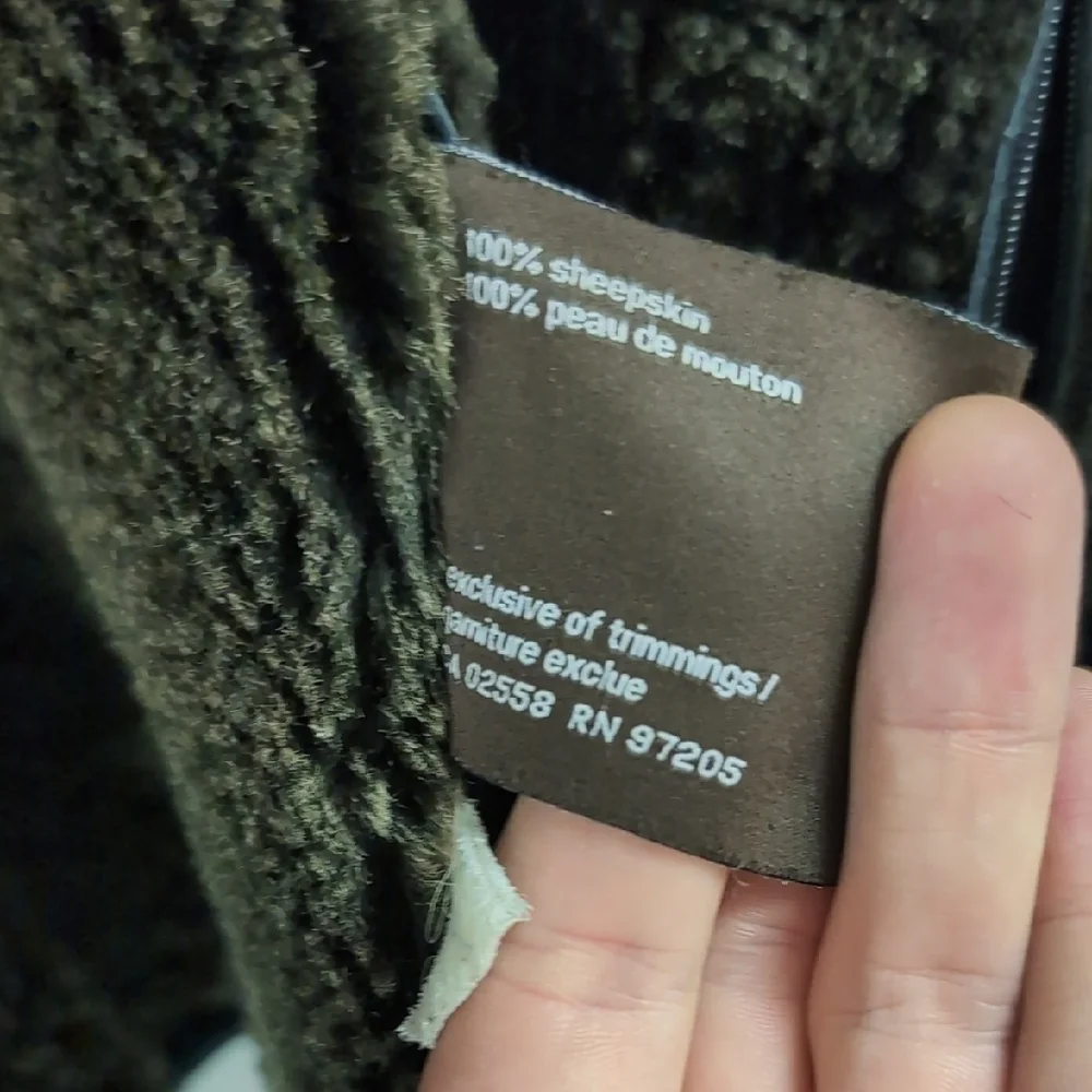 Danier Black Sheepskin Coat - Picture 9 of 11